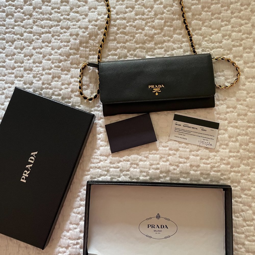 Prada Portafino Saffiano Oro Nero Wallet/Bag